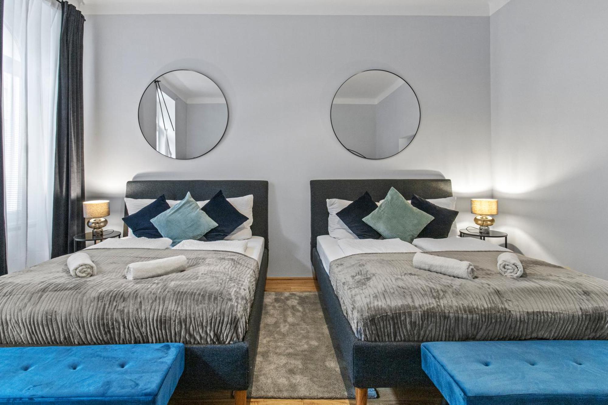 Balcony Apartment, 4 Min To U3 Zipperer Strasse Vienna Luaran gambar