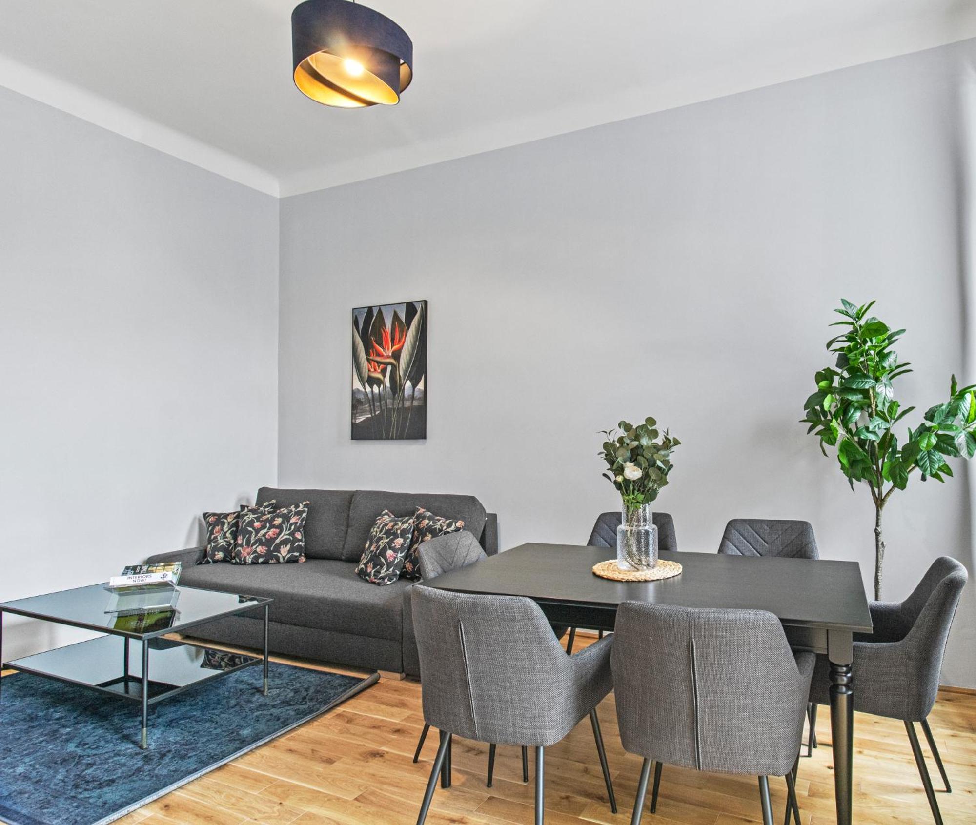 Balcony Apartment, 4 Min To U3 Zipperer Strasse Vienna Luaran gambar