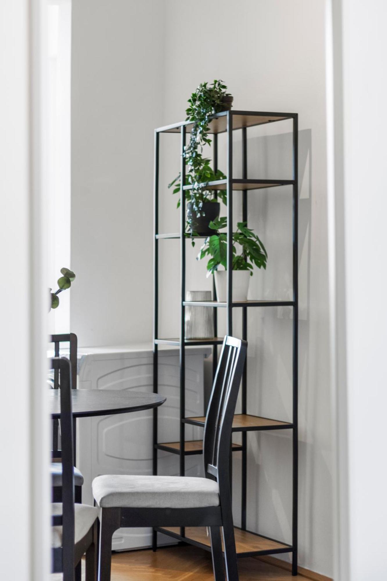 Balcony Apartment, 4 Min To U3 Zipperer Strasse Vienna Luaran gambar