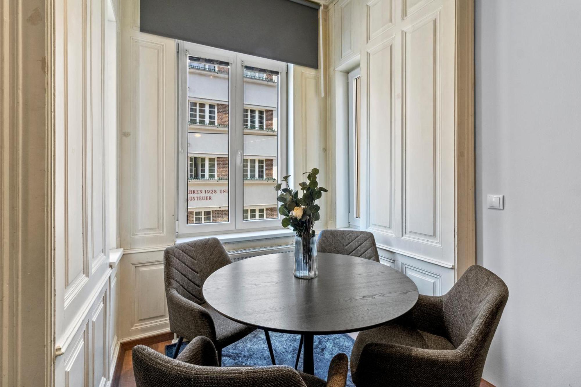 Balcony Apartment, 4 Min To U3 Zipperer Strasse Vienna Luaran gambar