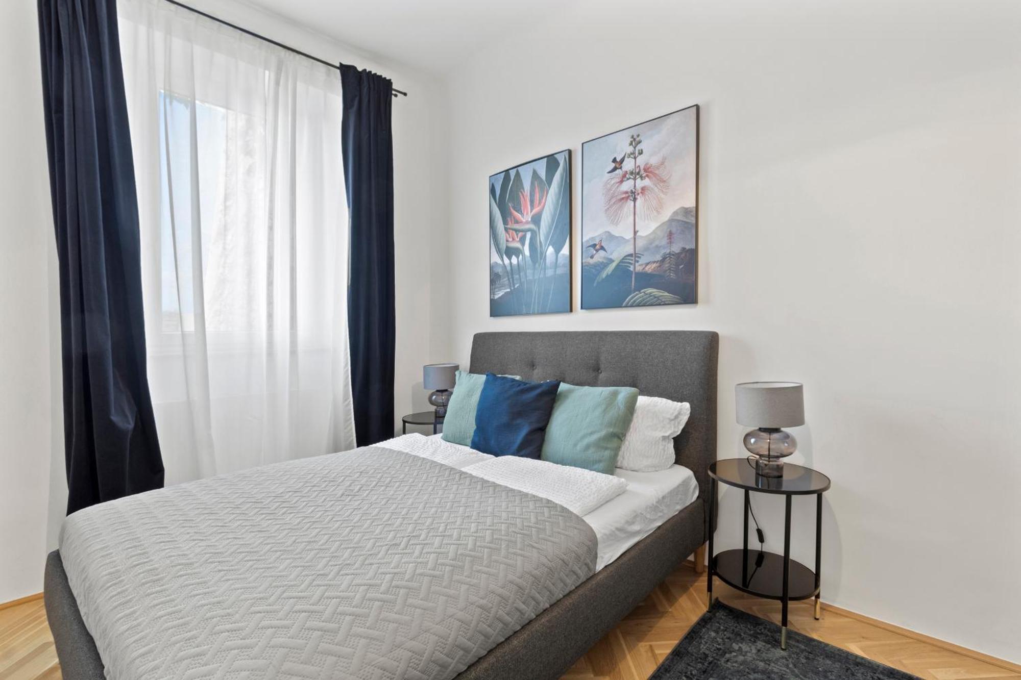 Balcony Apartment, 4 Min To U3 Zipperer Strasse Vienna Luaran gambar